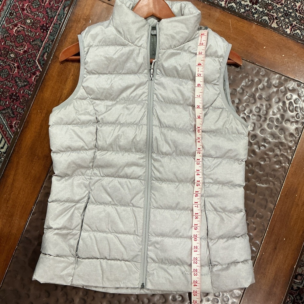 Eddie Bauer 650 Down Puffer Vest Womens Medium Gray Comfort Classic Logo Outdoor - Picture 9 of 13